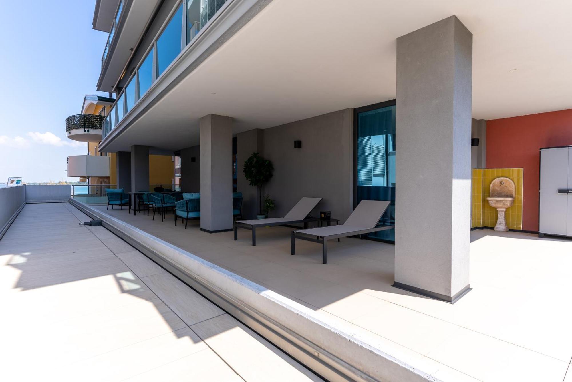 גראדו Aparthotel Zefiro Com Design, Large Terrace, Bike, Near Beach And Thermal מראה חיצוני תמונה